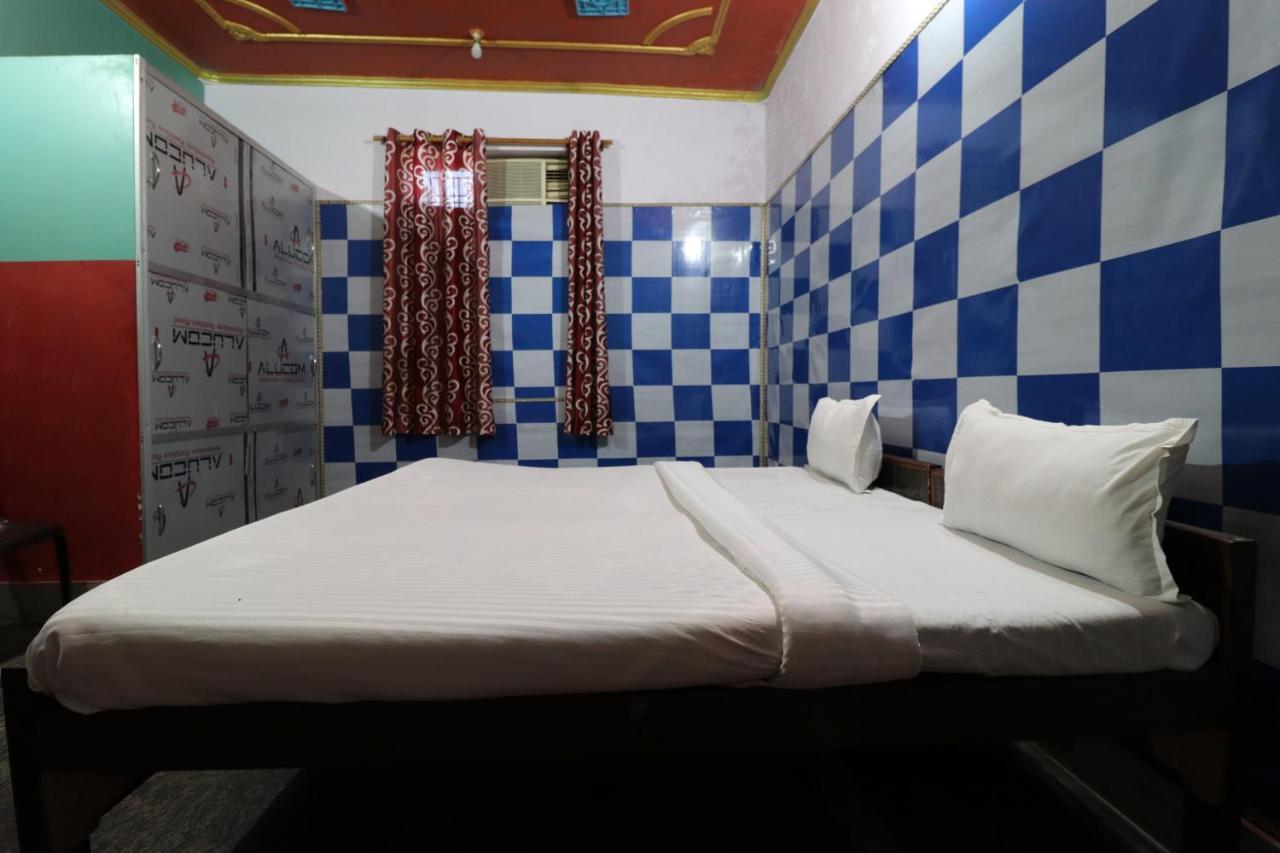 Oyo 27695 Hotel Relation Kanpur Exterior foto