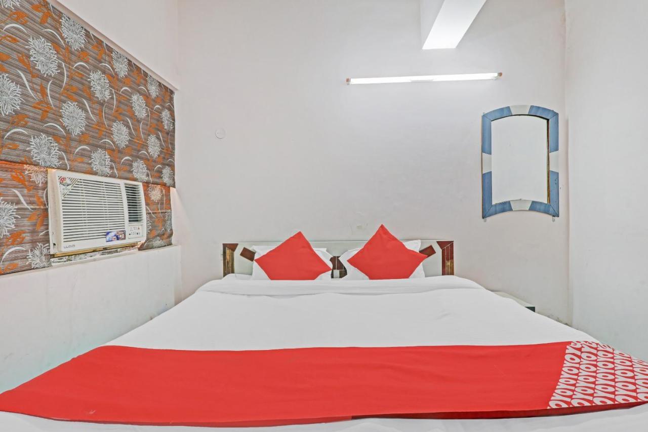 Oyo 27695 Hotel Relation Kanpur Exterior foto